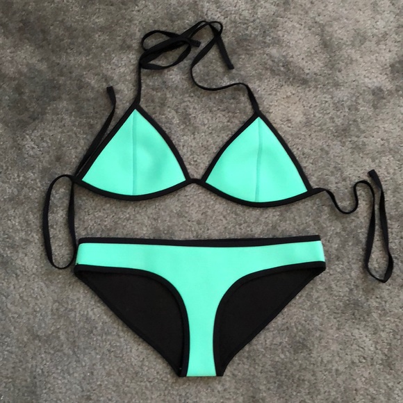 triangl bikini set - Picture 1 of 2